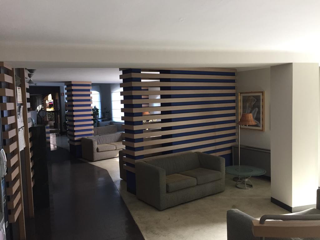 Albergo Della Corona Binasco Exteriör bild