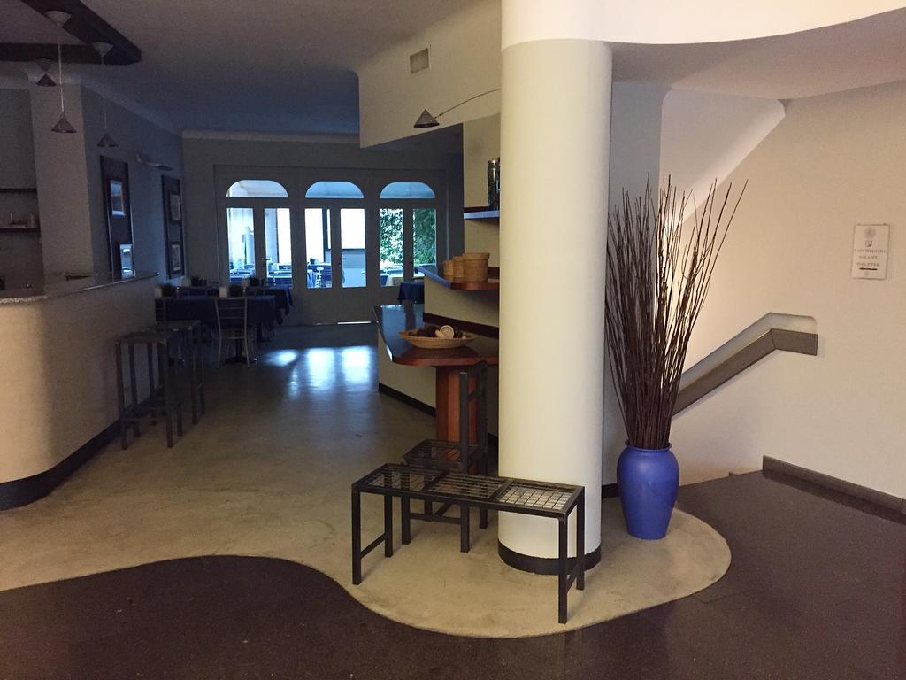 Albergo Della Corona Binasco Exteriör bild